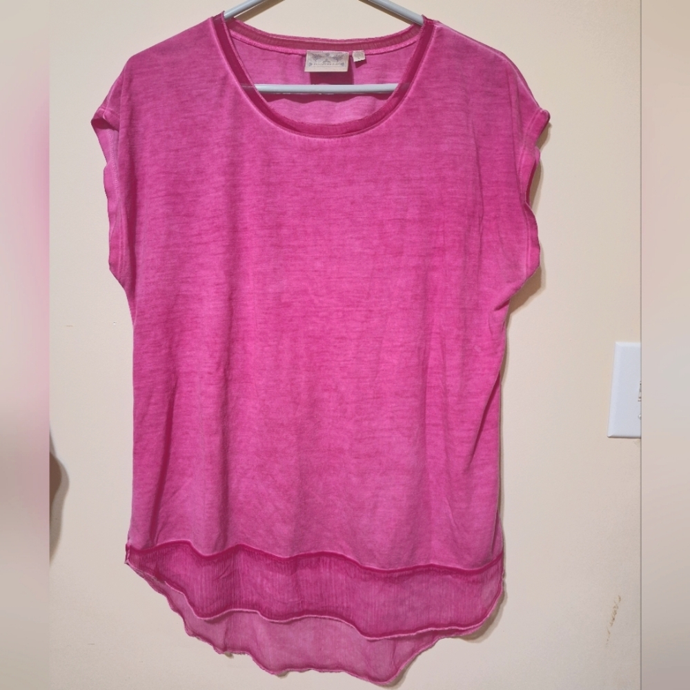 DANTELLE L CHIFFON TRIM OIL DYE TOP Pink short-sleeve women's